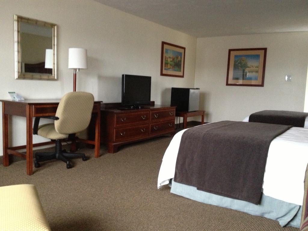 Motel Hill & Dennisport